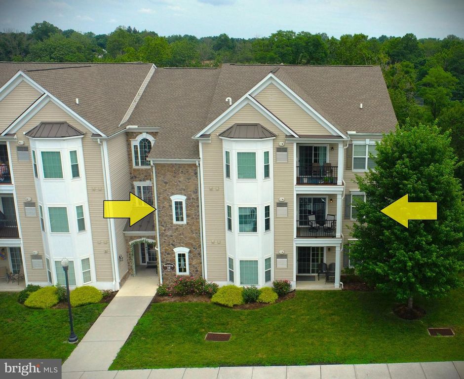 1023 CREEKSIDE DR, Brookhaven, PA 19015