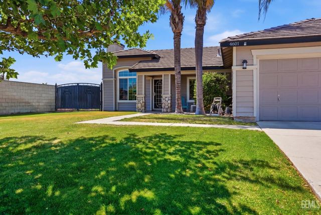 4601 Grazing Avenue, Bakersfield, CA 93312