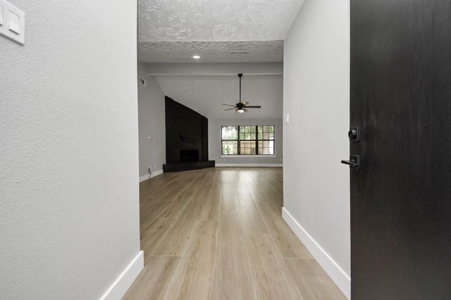 20010 Cottonglade Lane, Humble, TX 77338