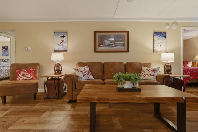 203 Old Mill Rd Unit B9, Killington, VT 05751