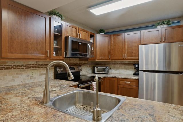 203 Old Mill Rd Unit B9, Killington, VT 05751