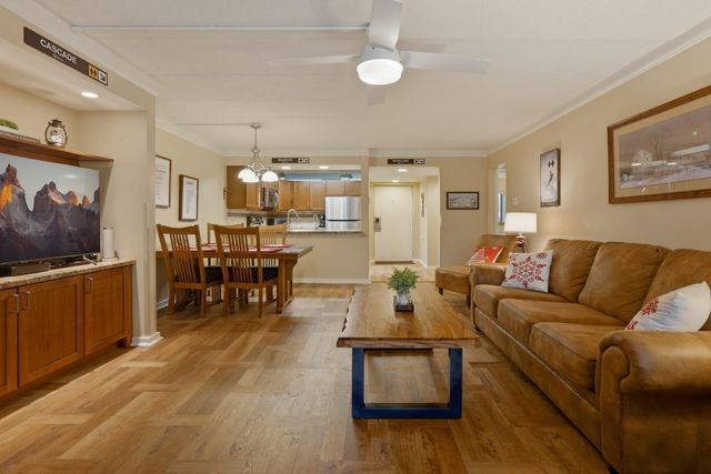 203 Old Mill Rd Unit B9, Killington, VT 05751