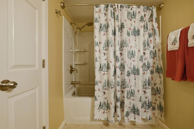 203 Old Mill Rd Unit B9, Killington, VT 05751