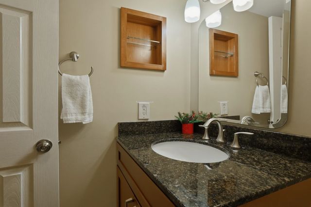 203 Old Mill Rd Unit B9, Killington, VT 05751