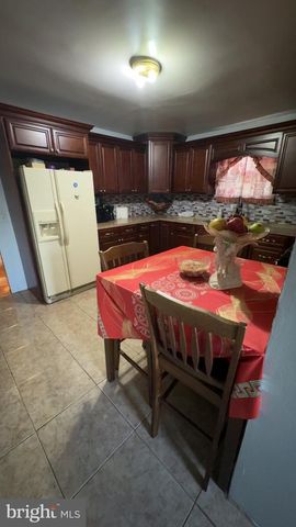 1114 N 28TH ST, Camden, NJ 08105