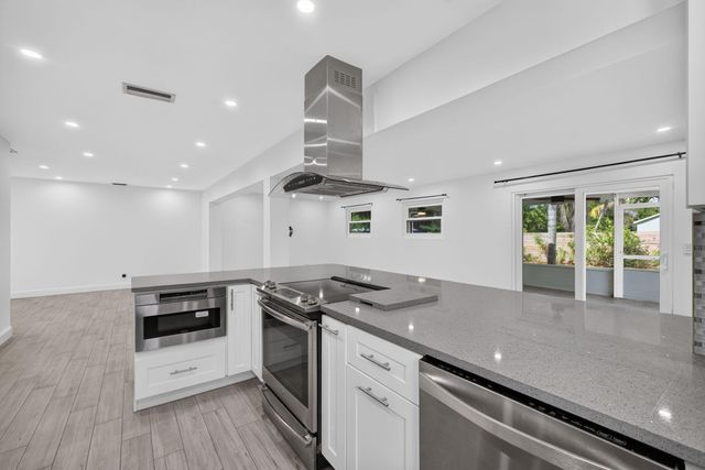 502 Circle E, Jupiter, FL 33458