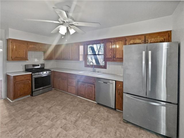 8700 NW 81st Terrace, Kansas City, MO 64152