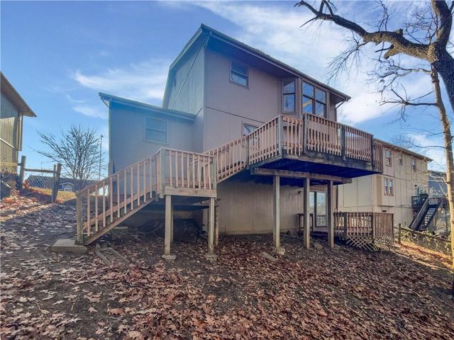 8700 NW 81st Terrace, Kansas City, MO 64152