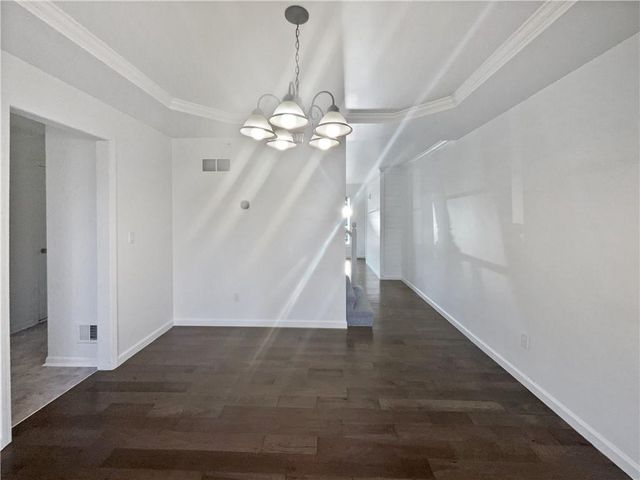 8700 NW 81st Terrace, Kansas City, MO 64152