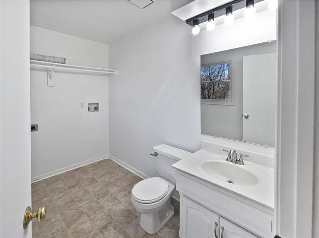 8700 NW 81st Terrace, Kansas City, MO 64152