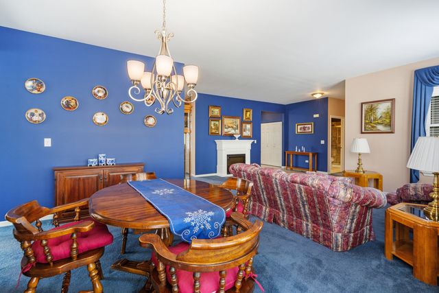 21325 Windsor Lake Lane, Crest Hill, IL 60403