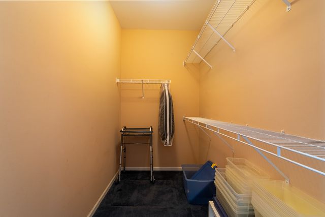 21325 Windsor Lake Lane, Crest Hill, IL 60403