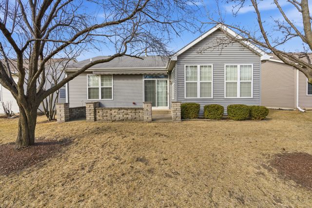 21325 Windsor Lake Lane, Crest Hill, IL 60403