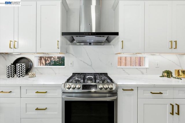 5688 CEDAR CREST, Dublin, CA 94568