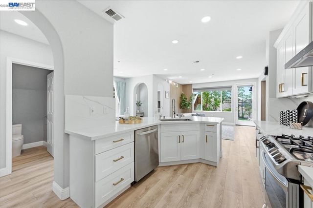 5688 CEDAR CREST, Dublin, CA 94568