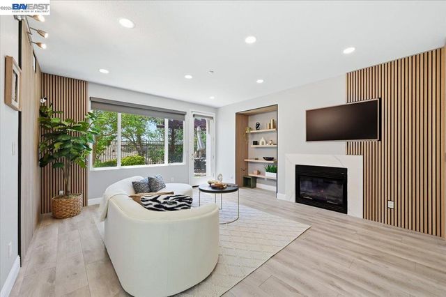 5688 CEDAR CREST, Dublin, CA 94568