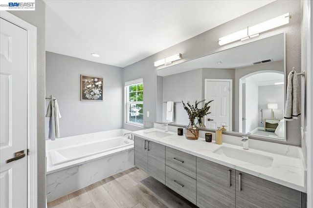 5688 CEDAR CREST, Dublin, CA 94568