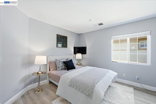 5688 CEDAR CREST, Dublin, CA 94568