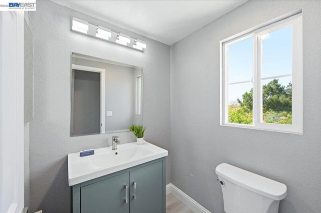 5688 CEDAR CREST, Dublin, CA 94568