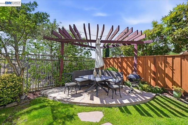 5688 CEDAR CREST, Dublin, CA 94568