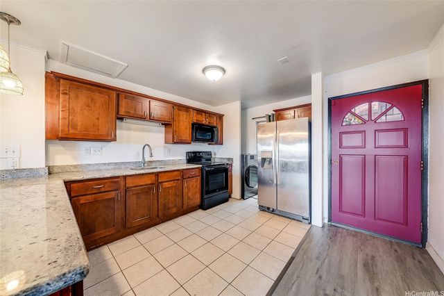 92-932 Palailai Street 82, Kapolei, HI 96707