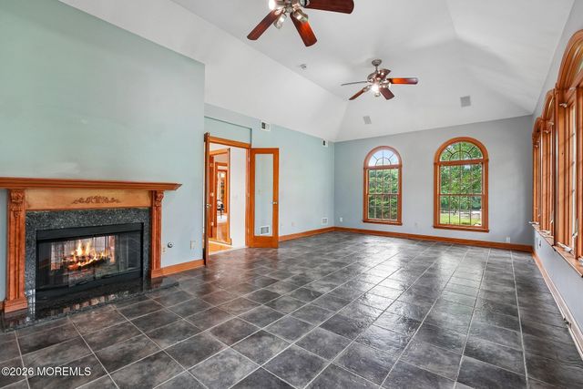 42 Indian Path, Monroe, NJ 08831
