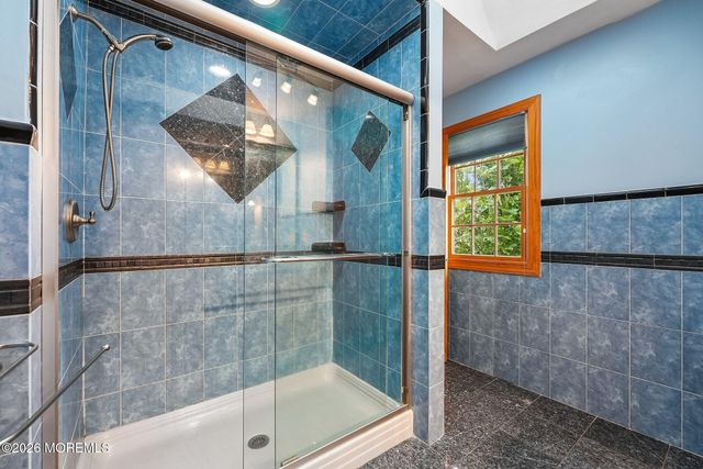 42 Indian Path, Monroe, NJ 08831