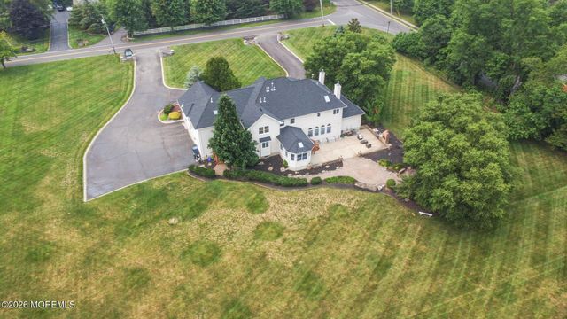 42 Indian Path, Monroe, NJ 08831