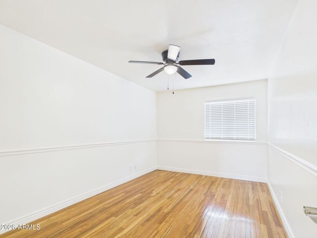 3122 E Shangri La Road, Phoenix, AZ 85028