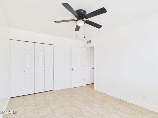 3122 E Shangri La Road, Phoenix, AZ 85028