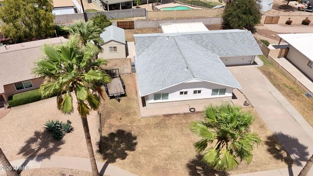 3122 E Shangri La Road, Phoenix, AZ 85028