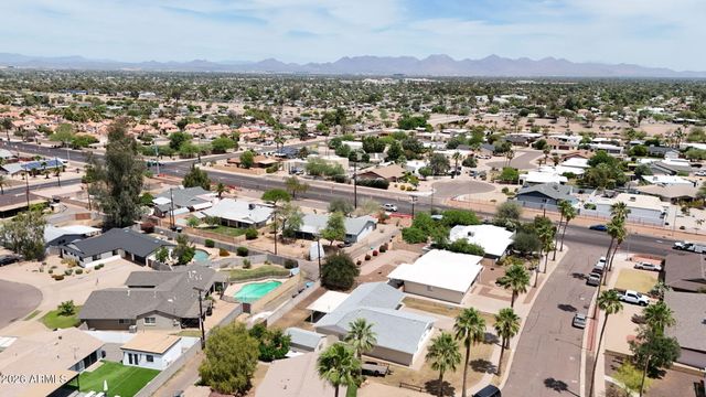 3122 E Shangri La Road, Phoenix, AZ 85028