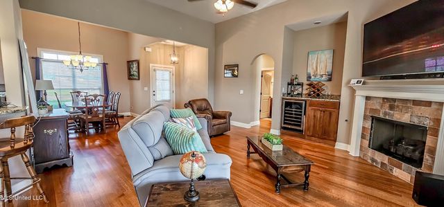 4710 E Dublin Circle, Olive Branch, MS 38654