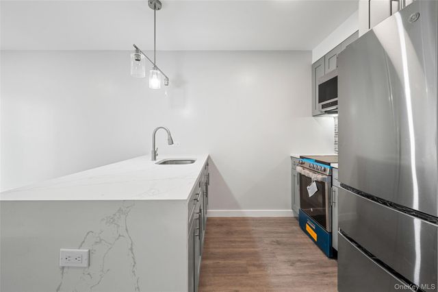 43-34 53rd Street 6D, Woodside, NY 11377