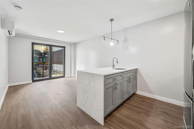 43-34 53rd Street 6D, Woodside, NY 11377