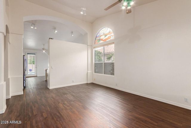 6230 W Irma Lane, Glendale, AZ 85308