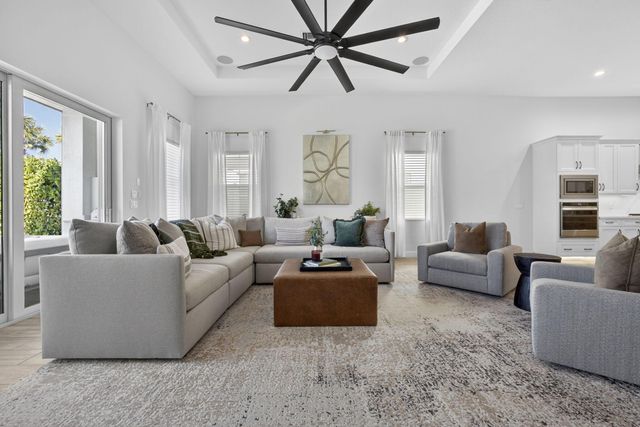 12676 Nautilus Circle, Palm Beach Gardens, FL 33412