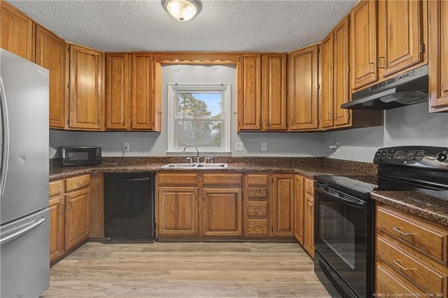 5550 Hedrick Drive, Fayetteville, NC 28303