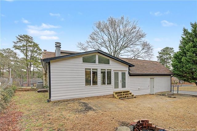 5550 Hedrick Drive, Fayetteville, NC 28303