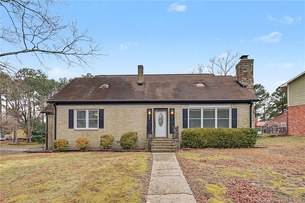 5550 Hedrick Drive, Fayetteville, NC 28303