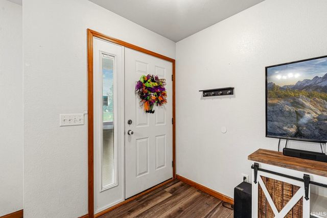 65807 New Dawn Avenue, Goshen, IN 46528