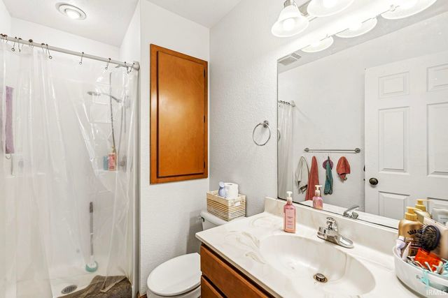 65807 New Dawn Avenue, Goshen, IN 46528