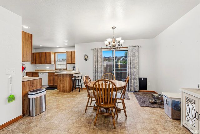 65807 New Dawn Avenue, Goshen, IN 46528