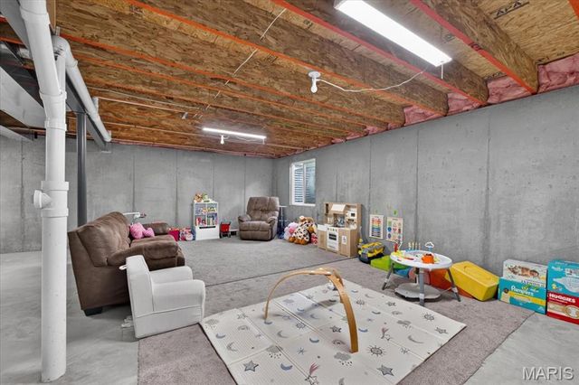 103 Henley Heights Court, Arnold, MO 63010