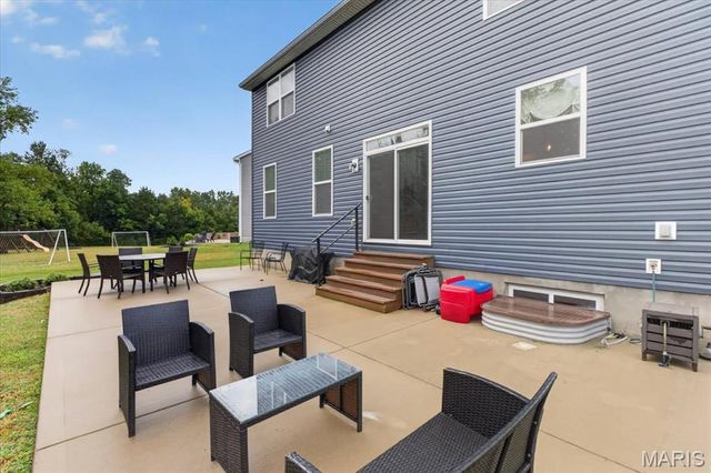 103 Henley Heights Court, Arnold, MO 63010