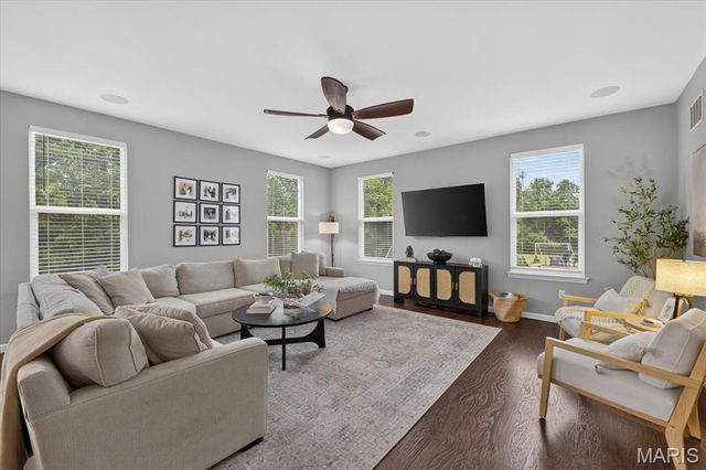 103 Henley Heights Court, Arnold, MO 63010