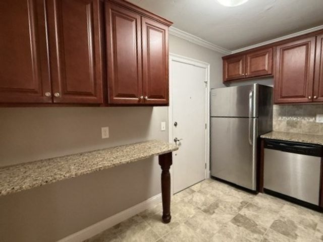 47 Alvarado Avenue 3B, Worcester, MA 01604