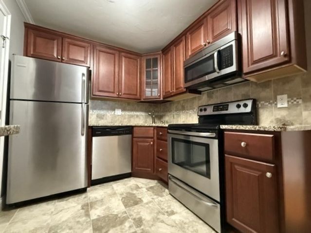47 Alvarado Avenue 3B, Worcester, MA 01604
