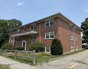 47 Alvarado Avenue 3B, Worcester, MA 01604