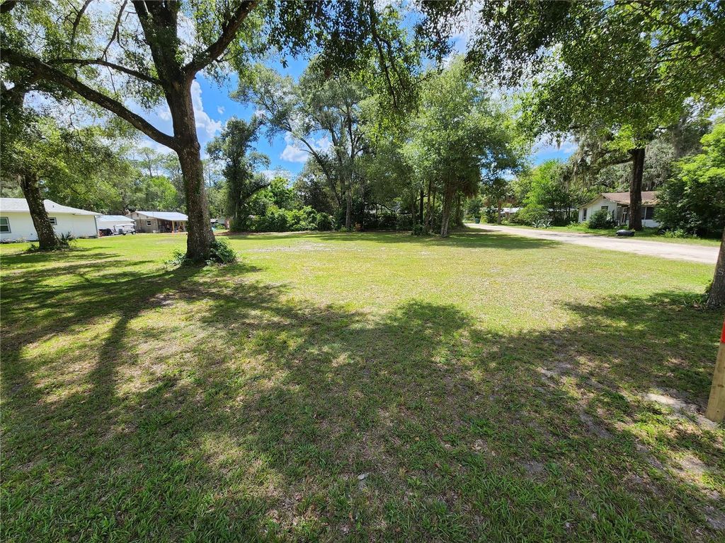 360 N SUMMIT AVENUE, Lake Helen, FL 32744